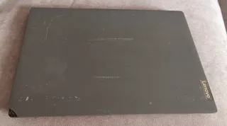 Portátil Lenovo V14 Ryzen 3 3200