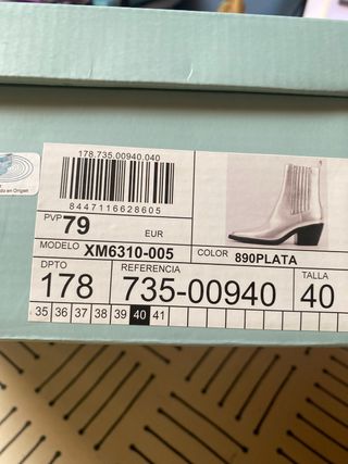 Botines Tintoretto Plata Talla 40 Nuevos