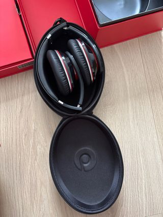 Beats Studio by Dr. Dre Negros