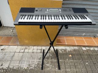 Teclado Yamaha