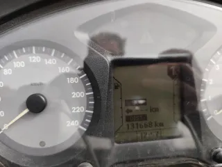 BMW R1200 RT Y DOS CASCOS BMW