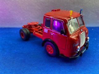CAMION CISTERNA ESCALA 1:43 PEGASO MOFLETES SHELL