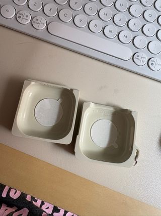 Funda Retro Cassette elago para Galaxy Buds 4/G