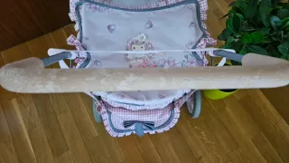 Cochecito de muñecas rosa