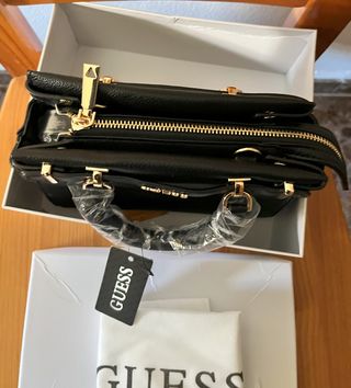 Bolso de mano Guess Negro