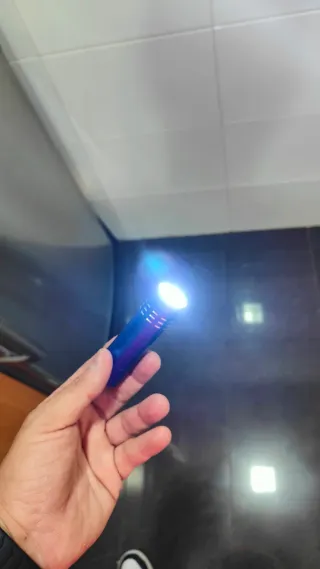 Linterna LED Mini Azul Estuche Protector