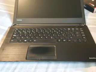 Toshiba Satellite Pro A40-C-1CQ