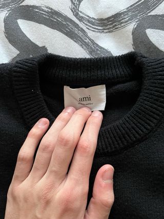 Sudadera AMI Paris Corazón Rojo Negra