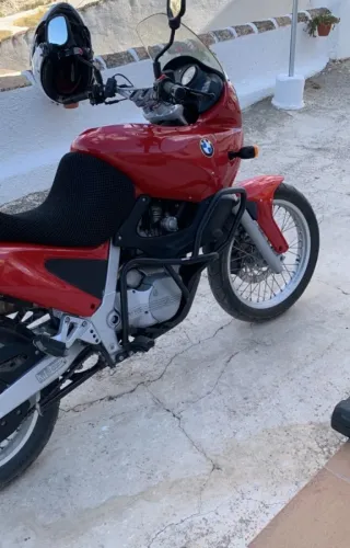 BMW F650 Funduro Roja 1999