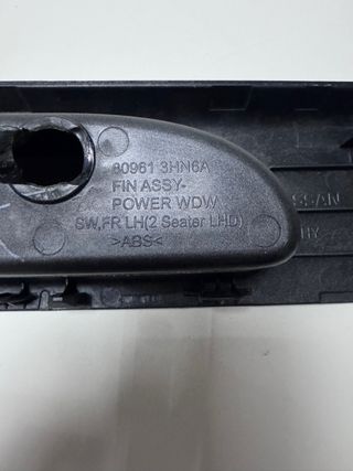 Botonera Elevalunas Nissan Micra K13