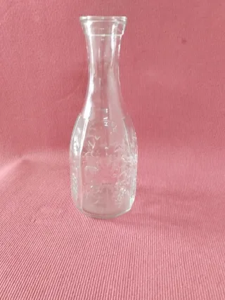 Jarra de cristal decorada