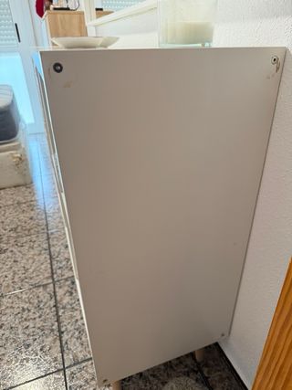 Cómoda IKEA con espejo + LED