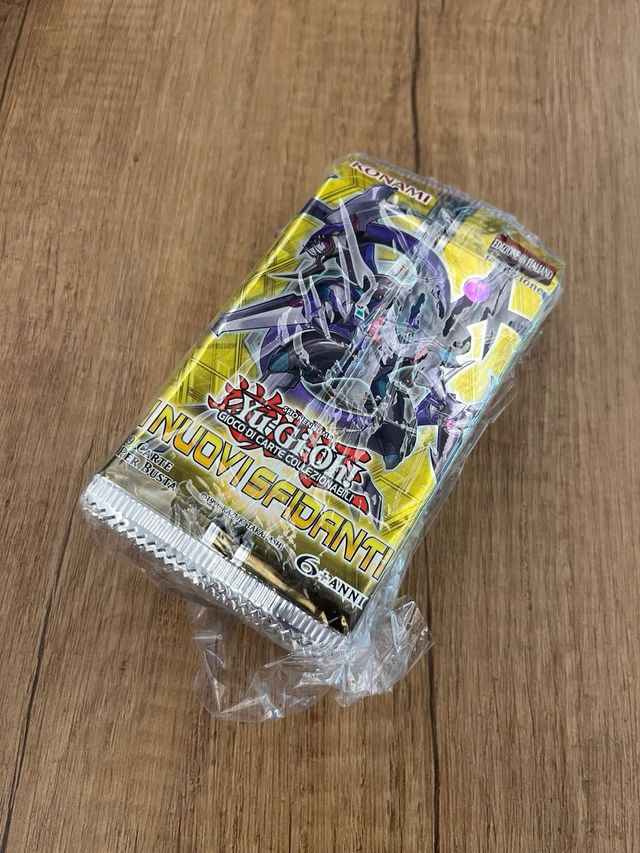 30 x Konami Yu-Gi-Oh!