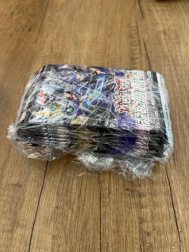 30 x Konami Yu-Gi-Oh!