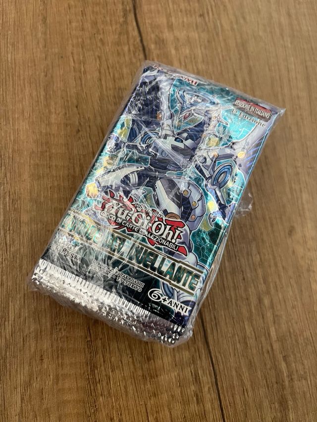 30 x Konami Yu-Gi-Oh!