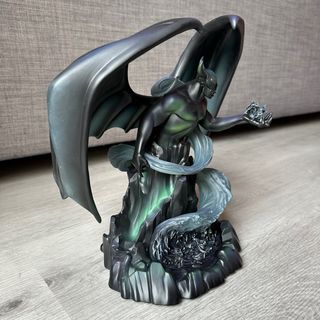 Figurita luminosa Chernabog, Fantasía, 85.º aniver