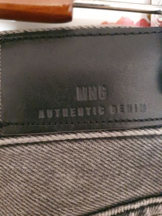 Pantalón vaquero gris talla 38 Mango