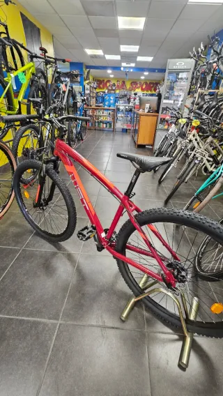 Bicicleta Montaña Wst Cosmo 29 DM