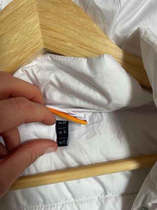 Chaqueta Ellesse Blanca con Bolsillo Central