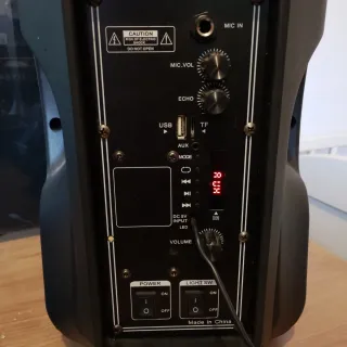 Altavoz Bluetooth RGB Auxiliar