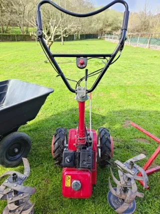 Motocultor Honda F501 + Accesorios