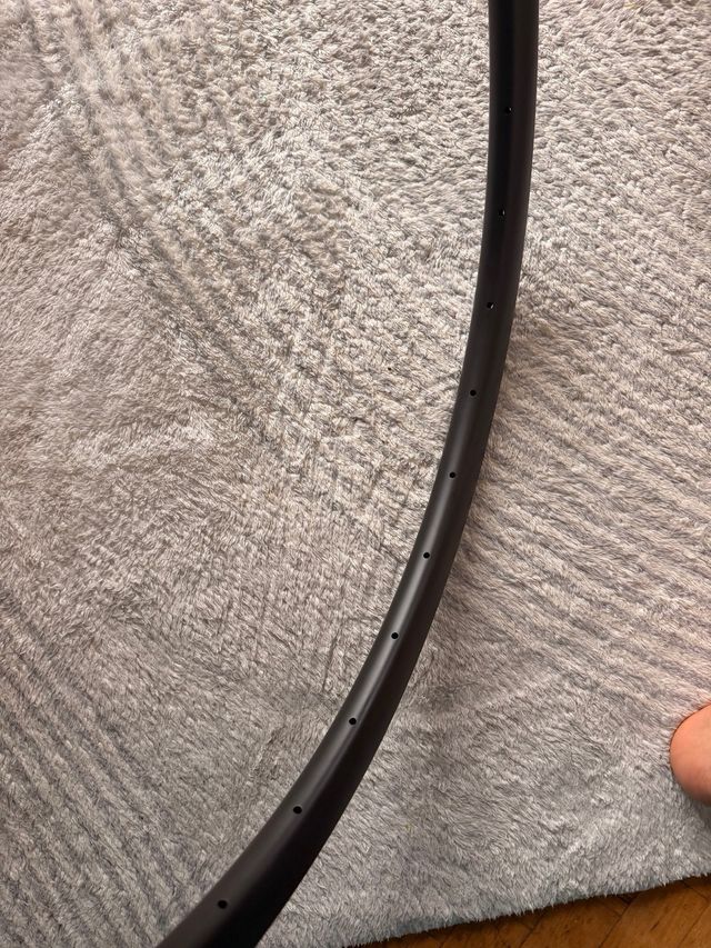 Llanta carbono ultraligera