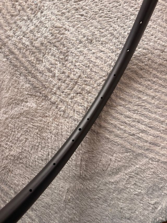 Llanta carbono ultraligera