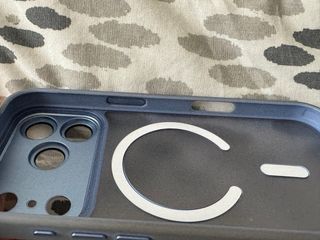 Funda iPhone 17 pro Azul Mate Magnética