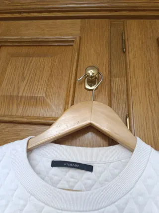 Jersey blanco con estampado de tigre