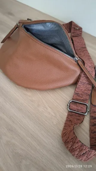 Bolso Marrón Riñonera
