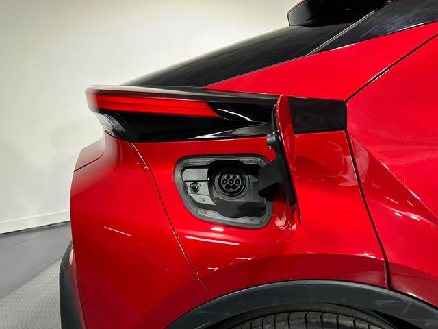 Toyota C-HR 220PH ADVANCE+SKYVIEW
