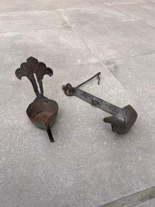 Antiguo candil de chapa de hierro