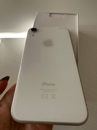 iPhone XR Blanco Como Nuevo