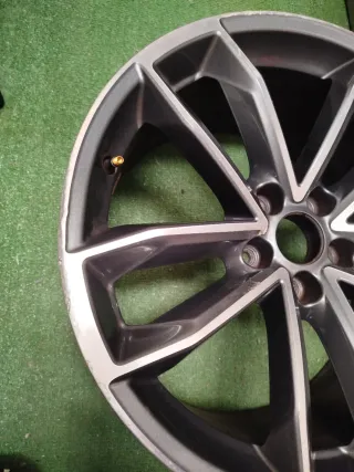 Llanta 19 Audi A5 S5 F5 8W B9 Original 8W0601025DG