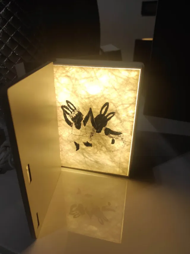 Lámpara libro Zara Home quitamiedos