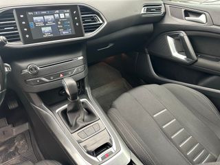 Peugeot 308 Peugeot 308 Nuevo 308 SW Allure 2.0 BlueHDi 150 Auto