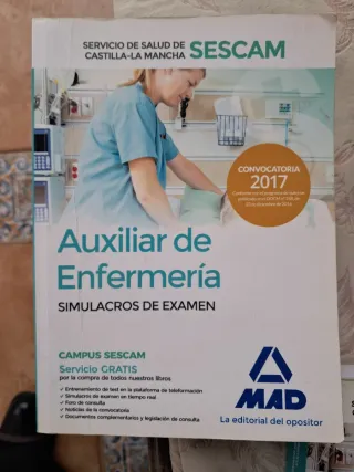 Auxiliar de enfermería del Servicio d Salud SESCAM