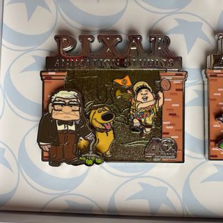 Set pins edición limitada 40 años Pixar (2 de 5)