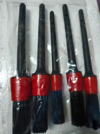 Set 5 Cepillos Limpieza Coche