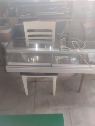 Vitrina expositora con 6 bandejas