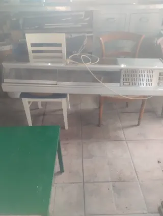 Vitrina expositora con 6 bandejas