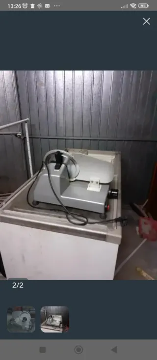 Vitrina expositora con 6 bandejas