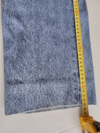 Pantalón Levis 501xx , equivale a una 44,46