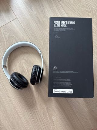 Beats Solo 2 Auriculares Negro y Plata