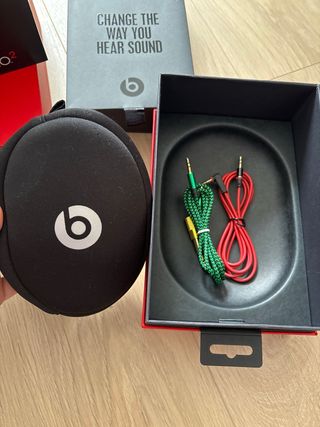 Beats Solo 2 Auriculares Negro y Plata
