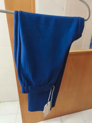 Conjunto Lola Casademunt Sudadera y Pantalón