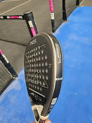 Pala de pádel NOX Quantum