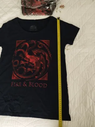 Camiseta House of the Dragon NUEVA. Talla M
