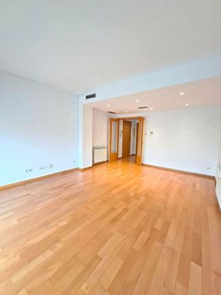 Piso en venta en La Font d'en Fargues en Barcelona