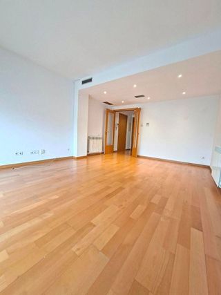 Piso en venta en La Font d'en Fargues en Barcelona